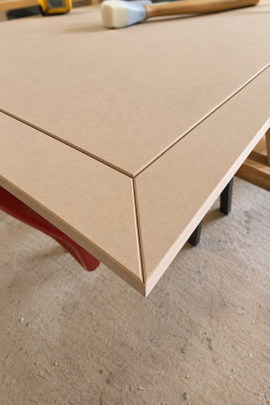 Officina — lavorazione MDF